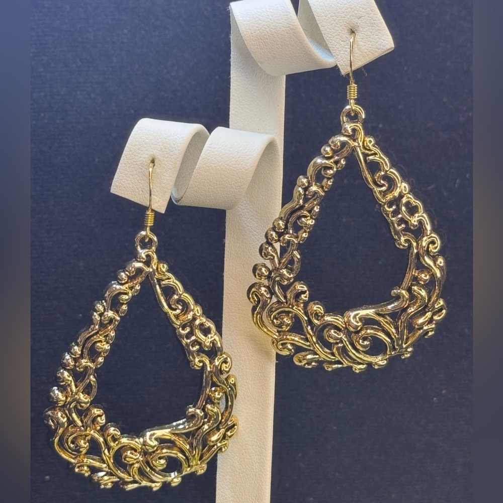 And Lovely Gold Tone Filigree Fish Hook Dangle Earrings